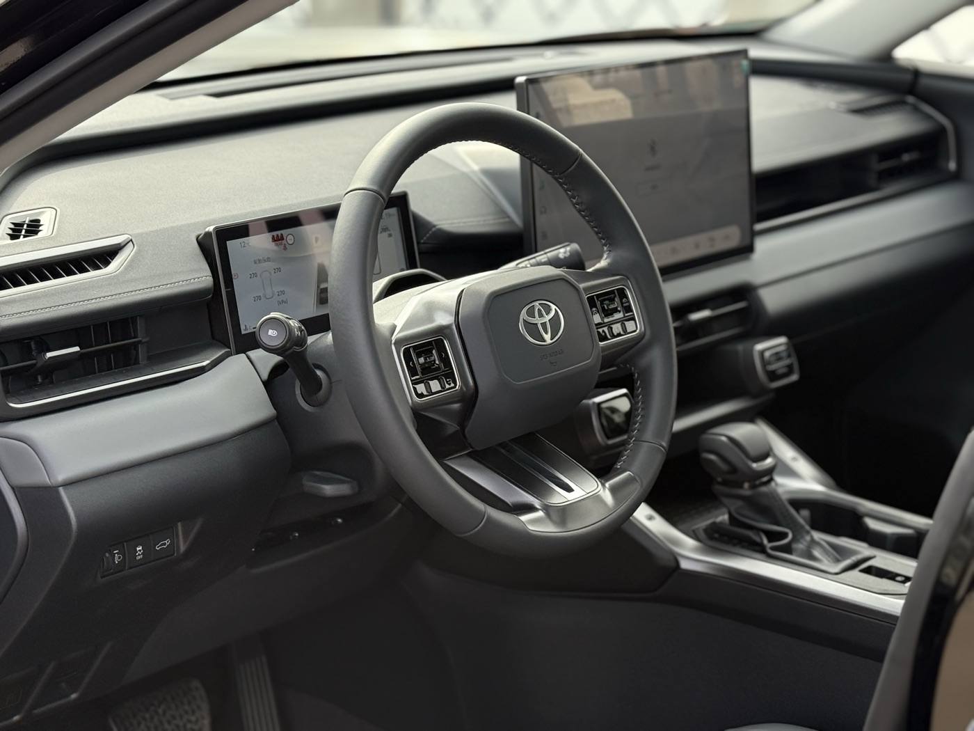Toyota RAV4 — привоз из Бишкека под ключ