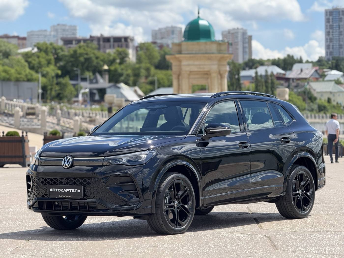 Volkswagen Tiguan L Pro